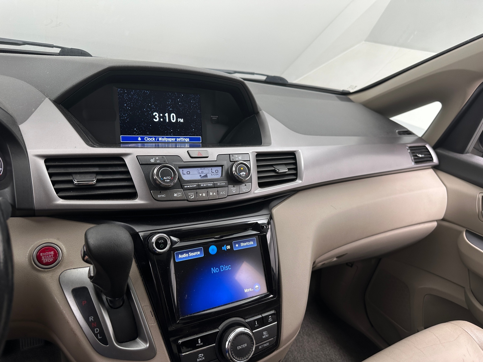 Thumbnail: 2015 Honda Odyssey - 3