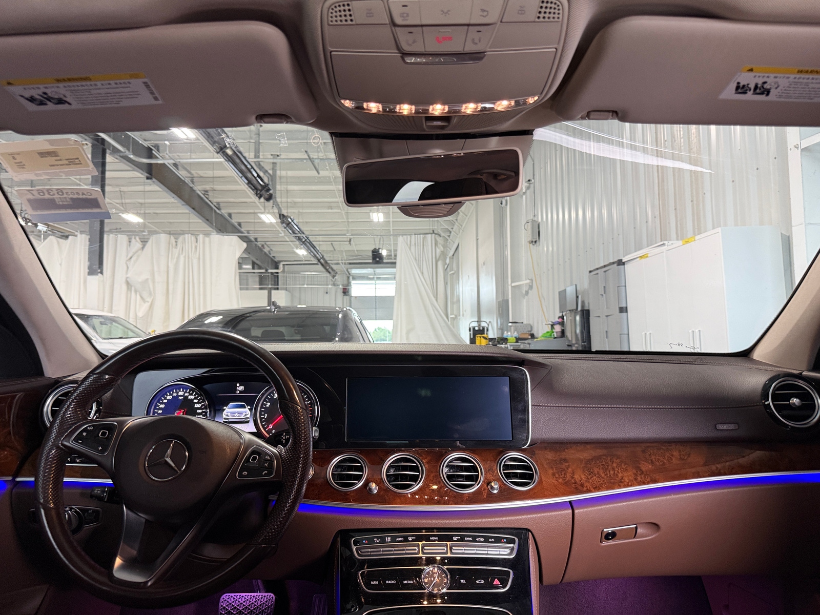 Thumbnail: 2017 Mercedes-Benz E-Class - 2