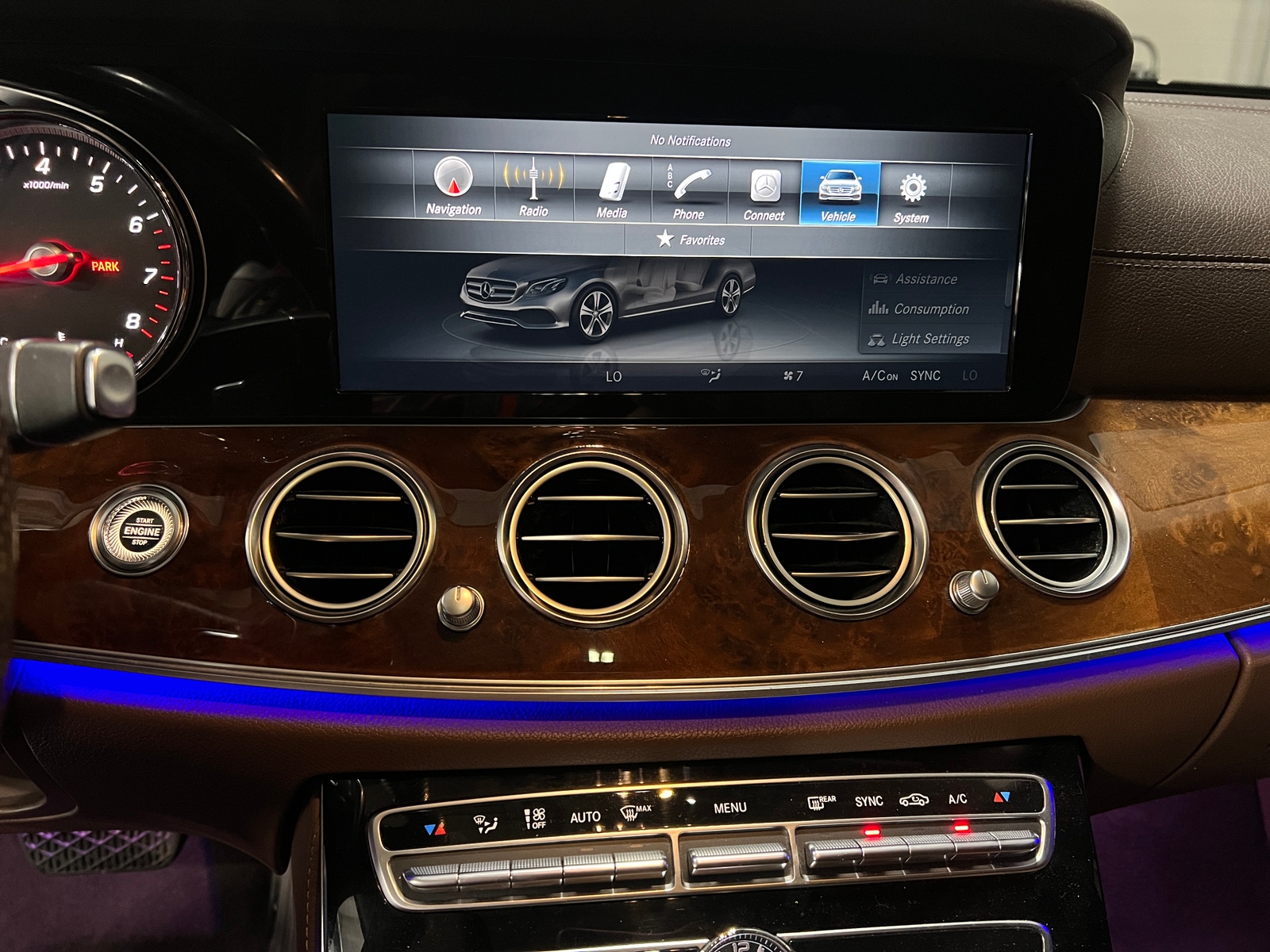 Thumbnail: 2017 Mercedes-Benz E-Class - 3