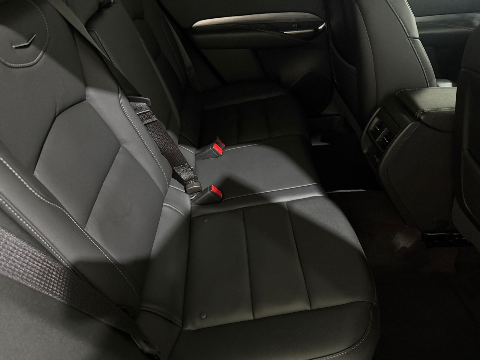 Thumbnail: 2025 Cadillac XT4 - 5