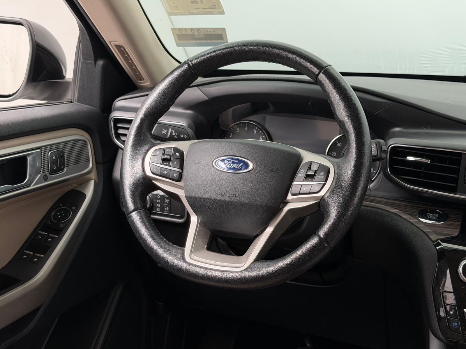 Thumbnail: 2021 Ford Explorer - 4