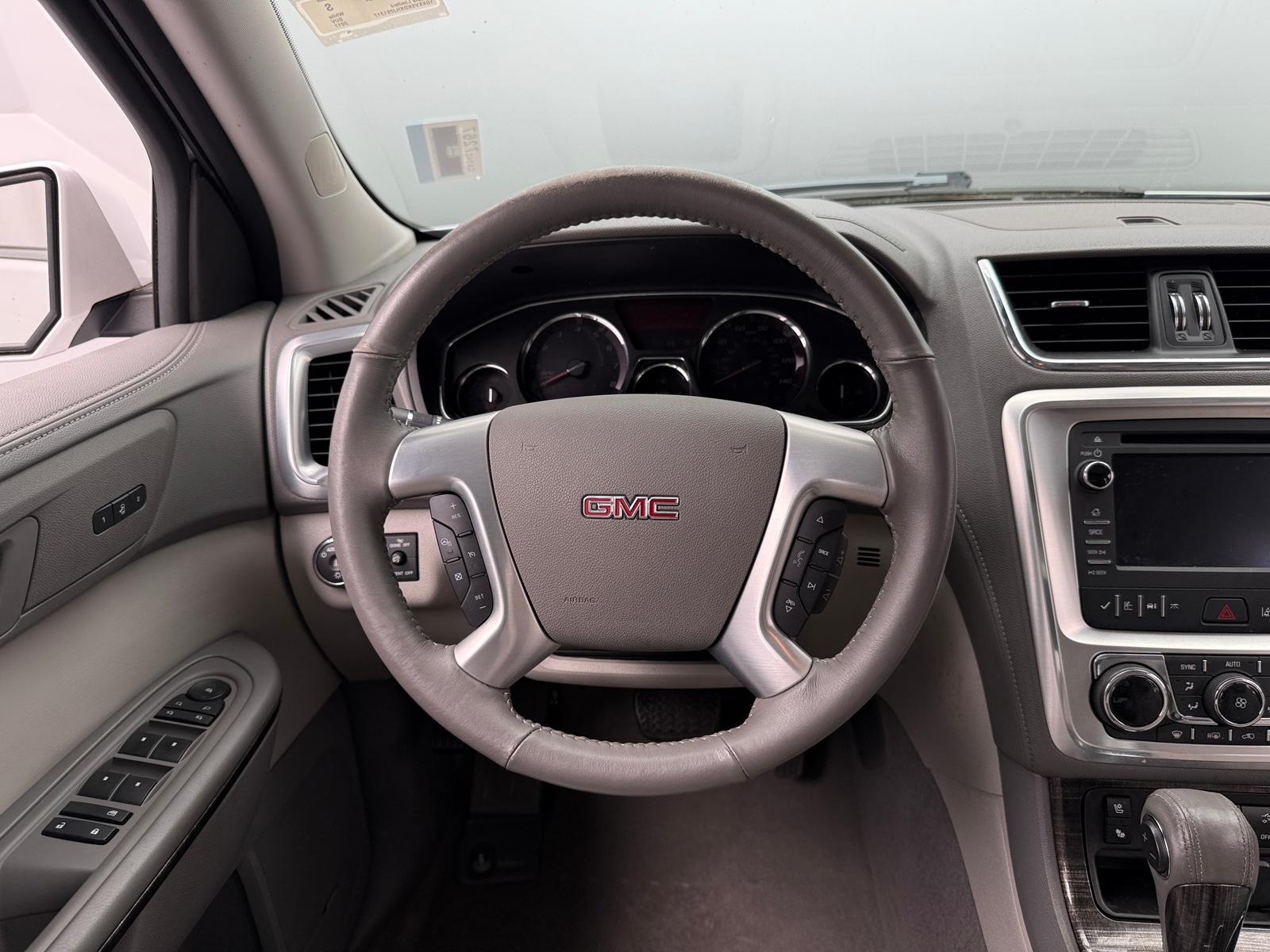 Thumbnail: 2017 GMC Acadia - 4