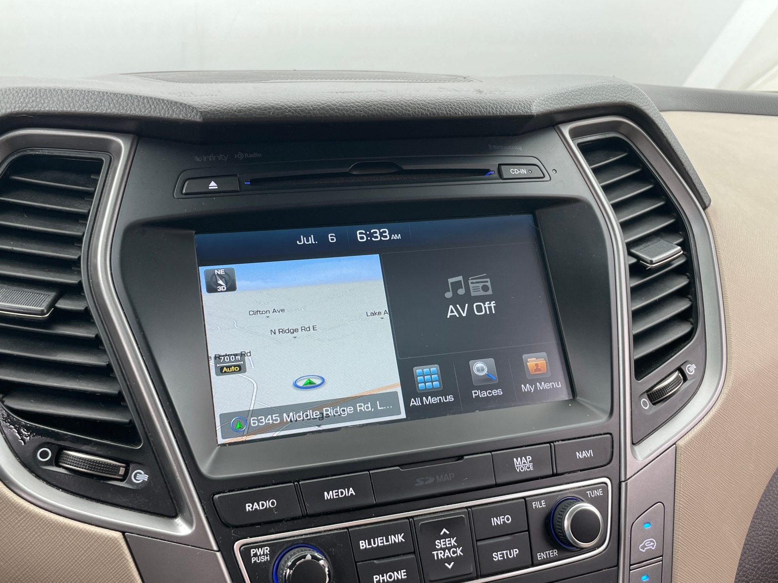 Thumbnail: 2018 Hyundai Santa Fe - 4