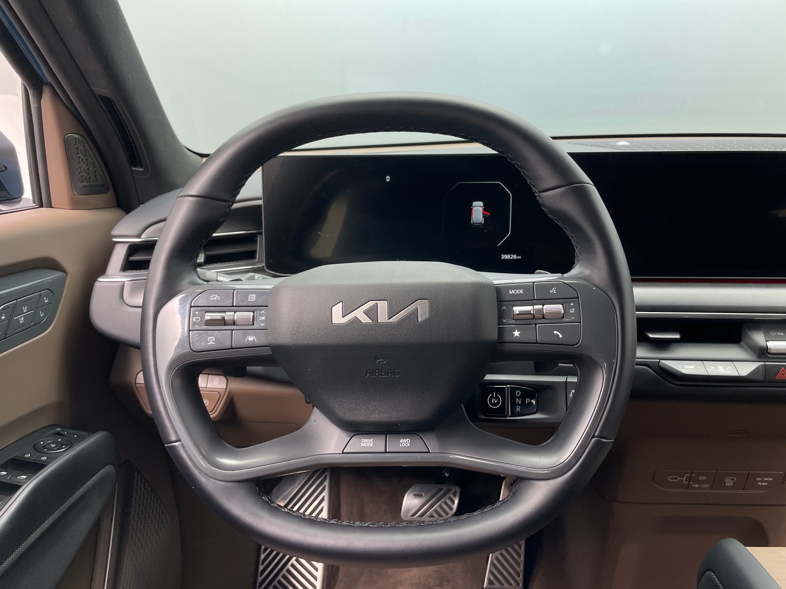 Thumbnail: 2024 Kia EV9 - 4
