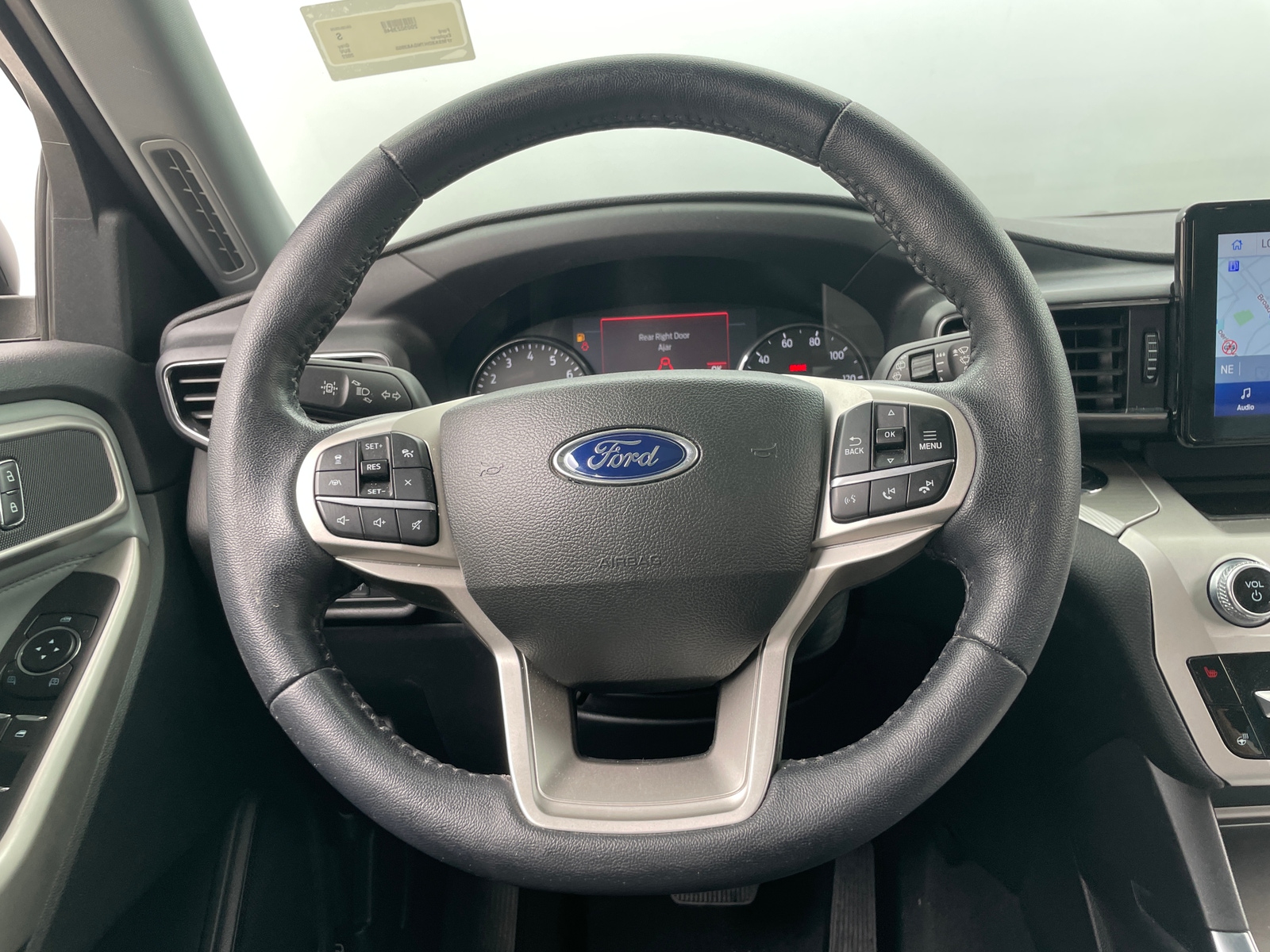 Thumbnail: 2022 Ford Explorer - 5