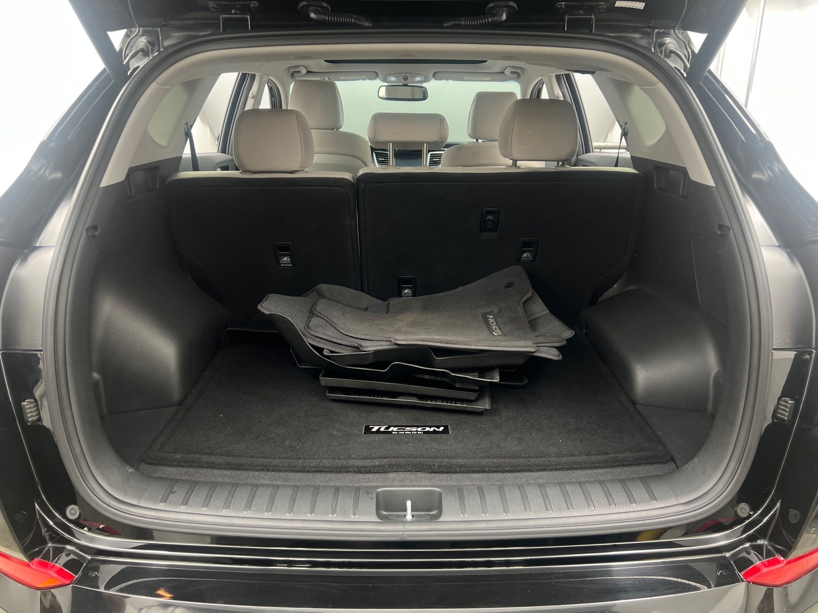 Thumbnail: 2018 Hyundai Tucson - 7