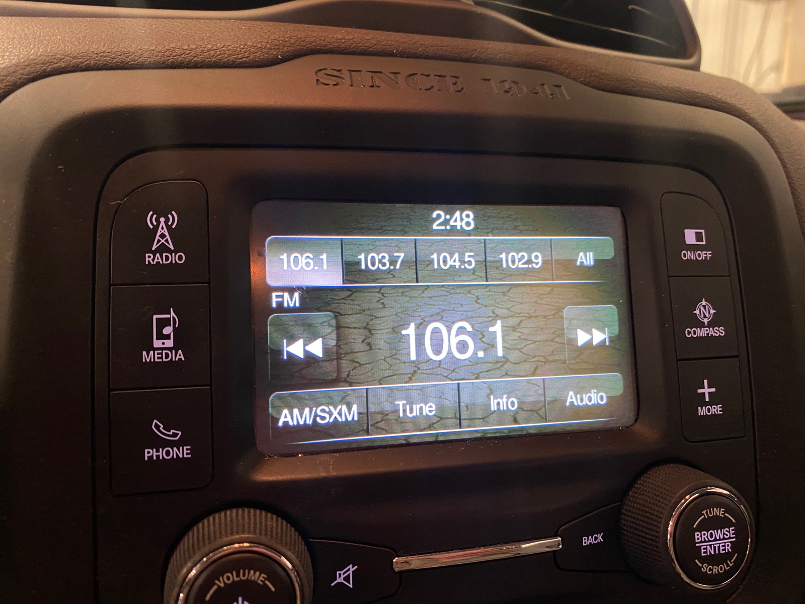 Thumbnail: 2015 Jeep Renegade - 4