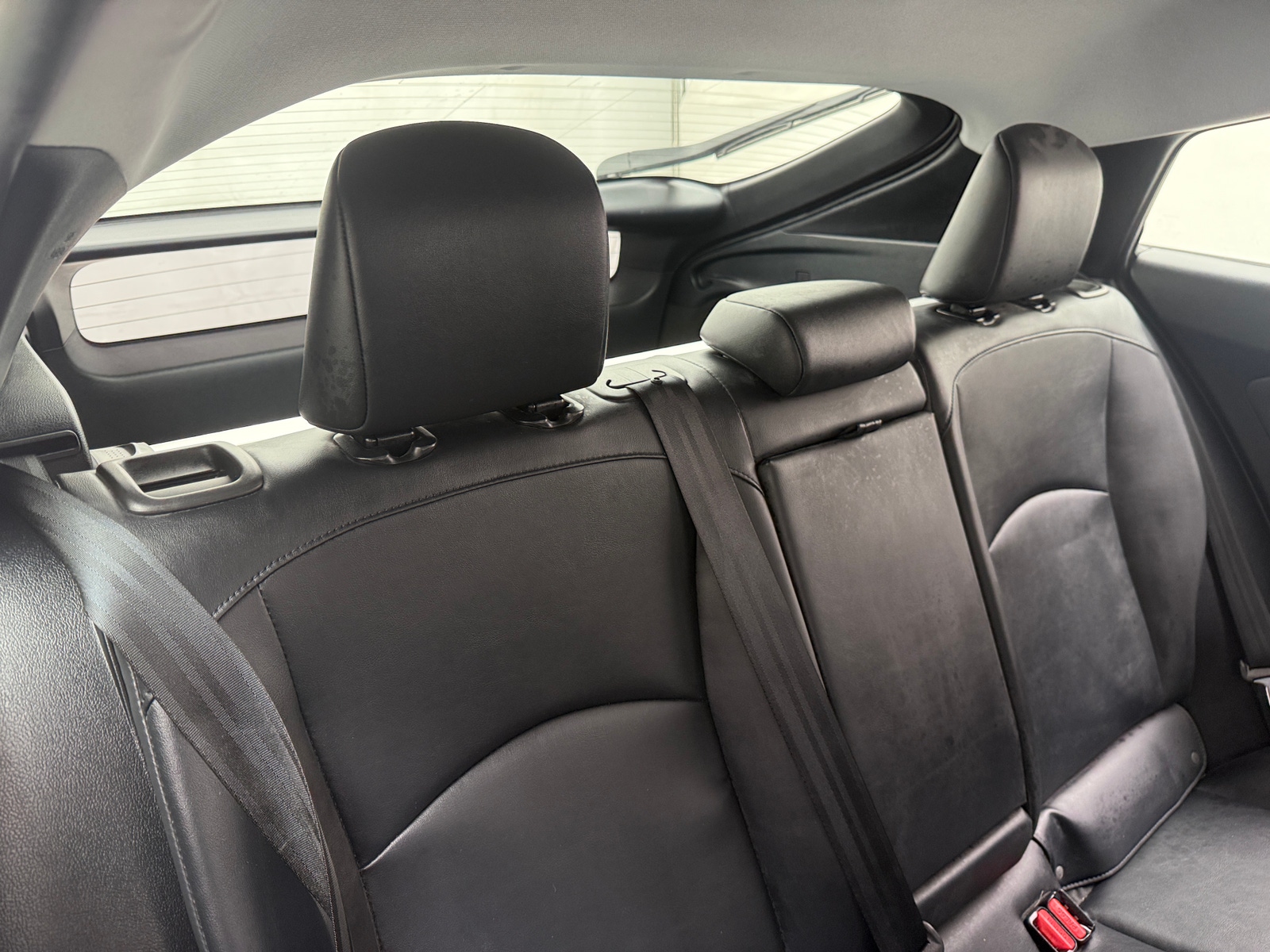 Thumbnail: 2017 Toyota Prius - 6