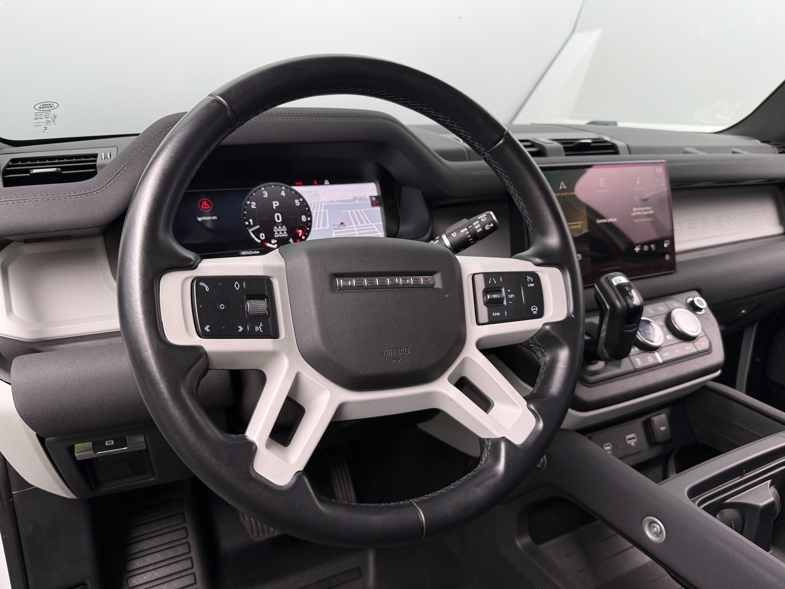 Thumbnail: 2023 Land Rover Defender - 4