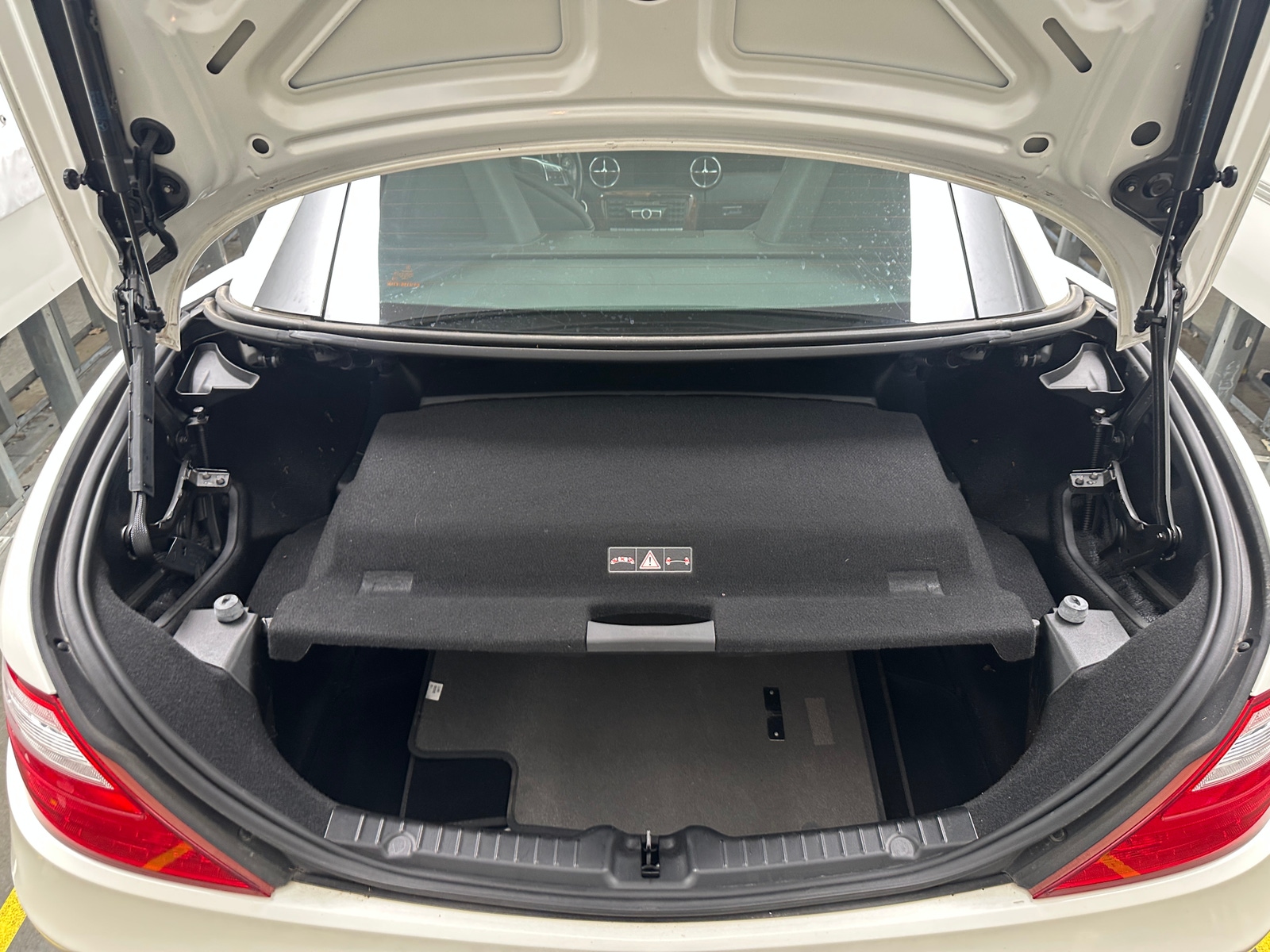 Thumbnail: 2012 Mercedes-Benz SLK - 5