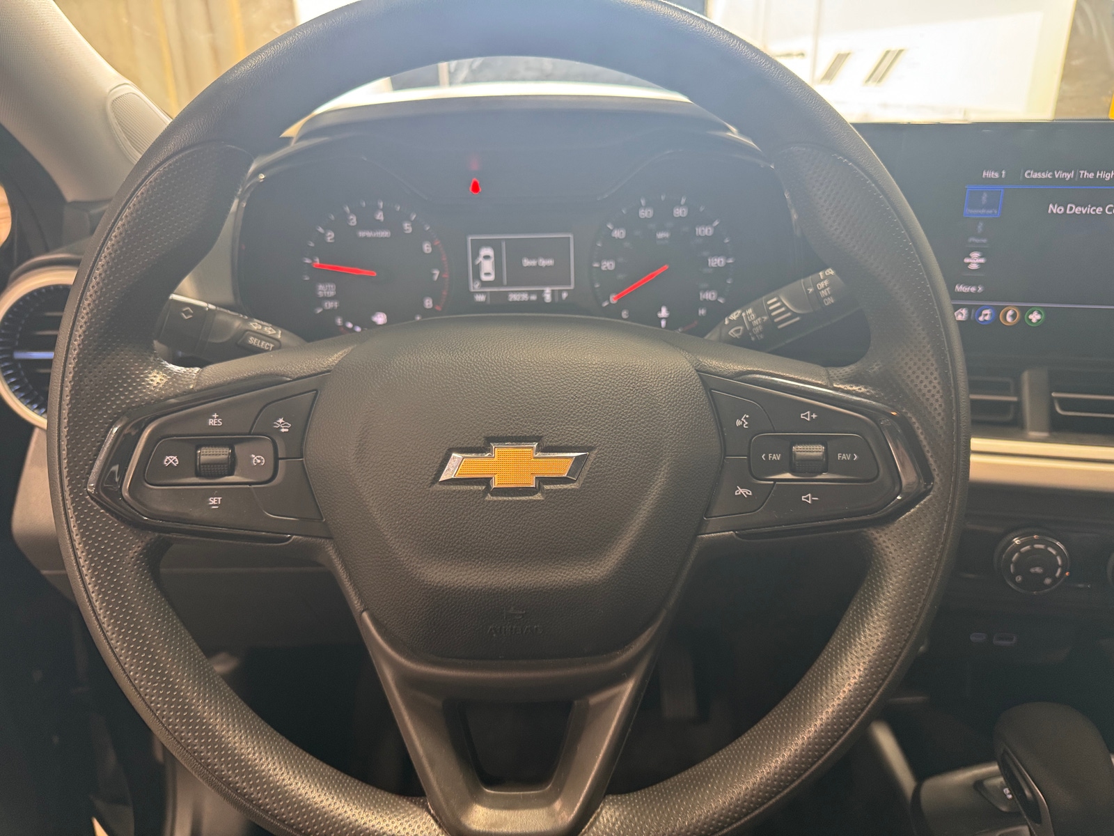 Thumbnail: 2024 Chevrolet Trax - 5