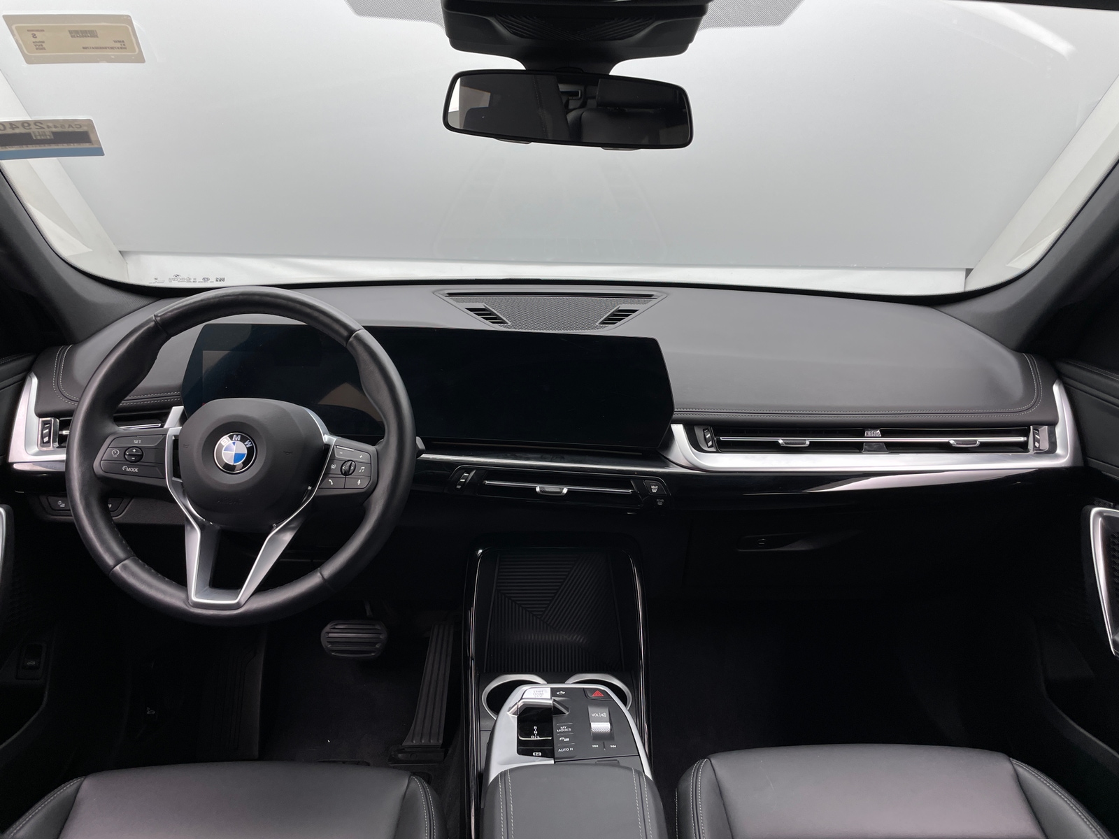 Thumbnail: 2025 BMW X1 - 2