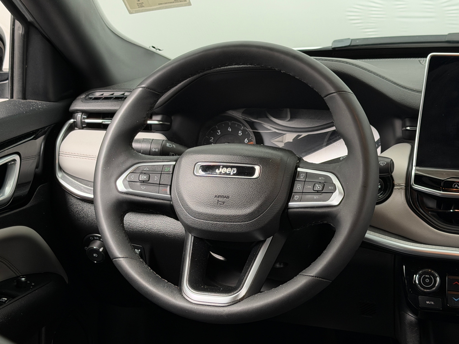Thumbnail: 2025 Jeep Compass - 4