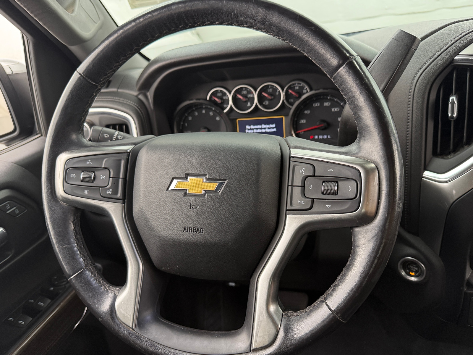 Thumbnail: 2021 Chevrolet Silverado 1500 - 5