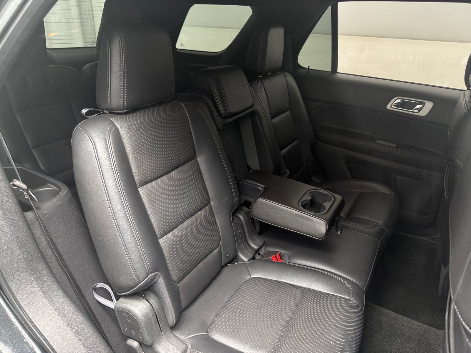 Thumbnail: 2011 Ford Explorer - 5