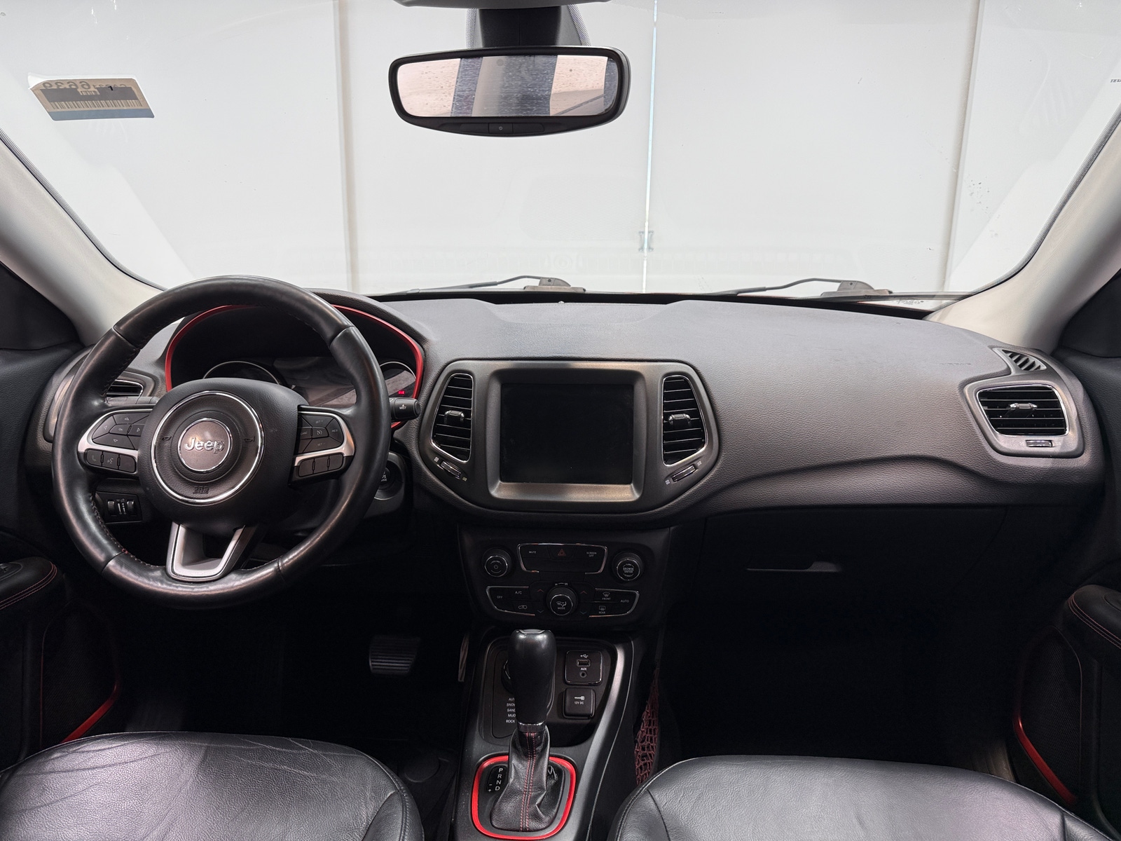 Thumbnail: 2017 Jeep Compass - 3