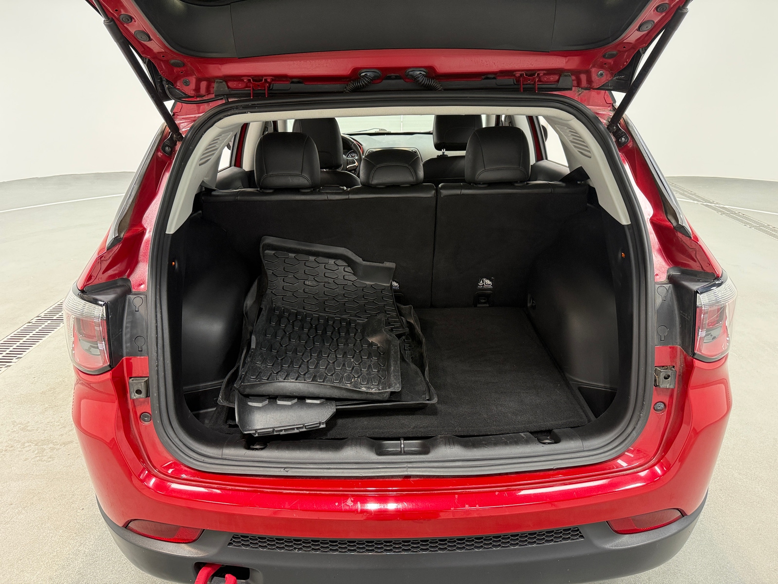 Thumbnail: 2017 Jeep Compass - 7