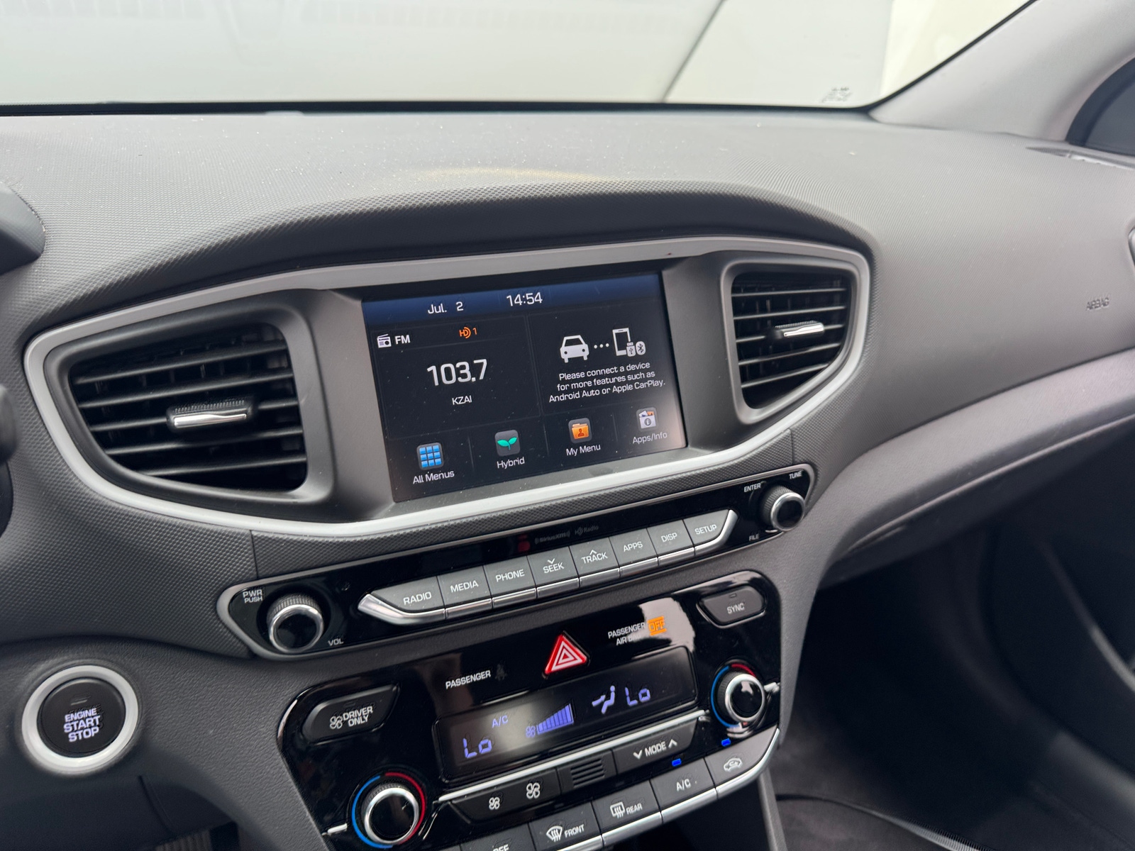 Thumbnail: 2019 Hyundai Ioniq - 4