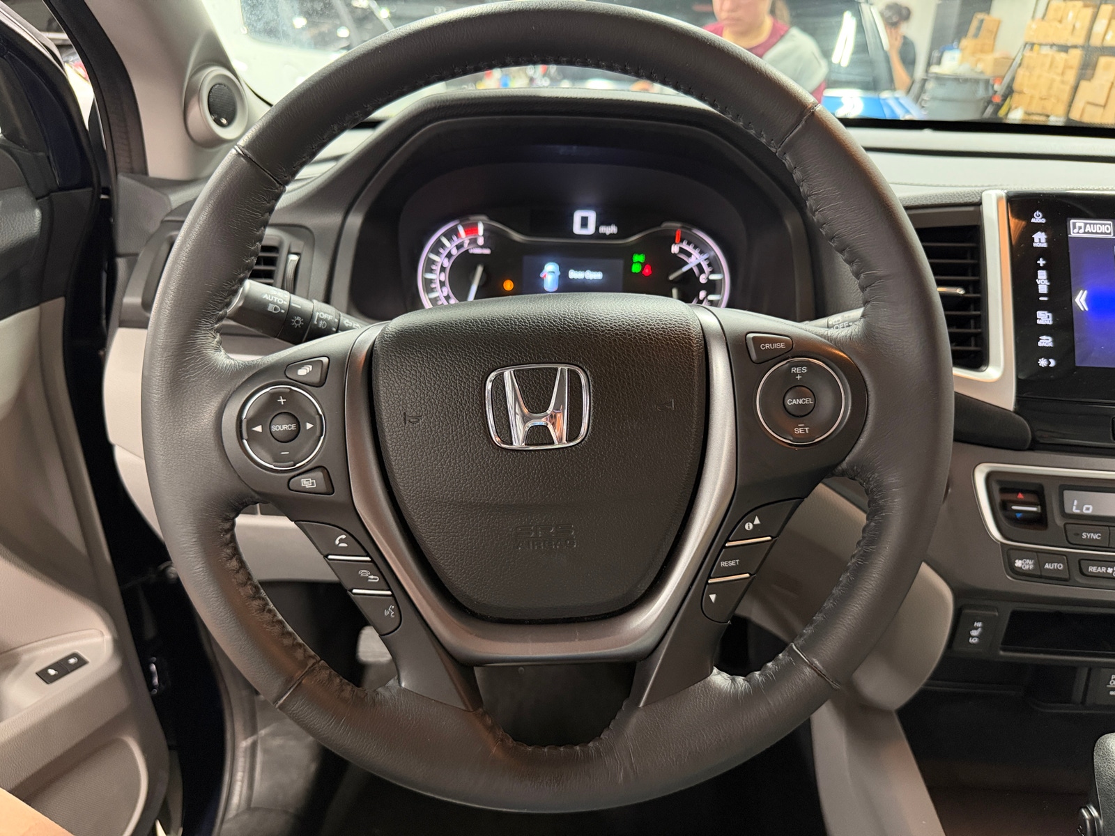 Thumbnail: 2018 Honda Pilot - 4