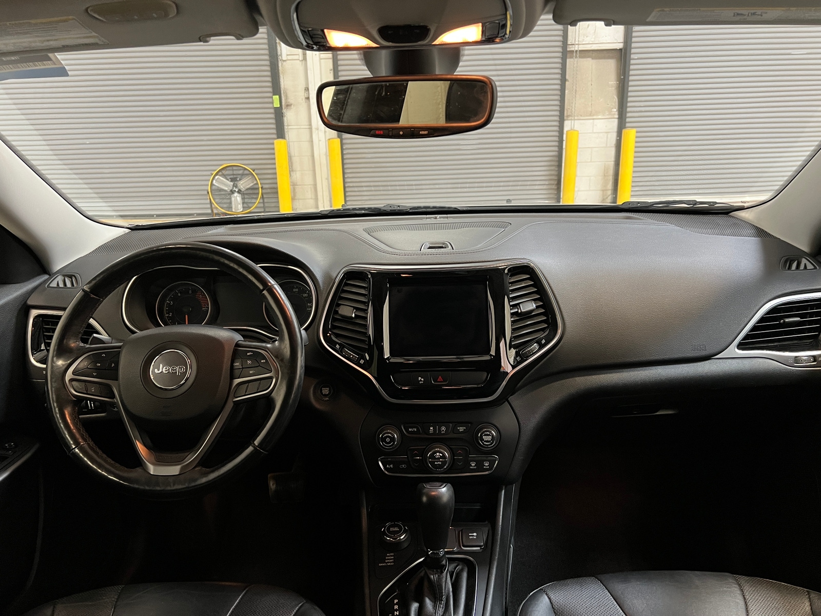 Thumbnail: 2019 Jeep Cherokee - 2