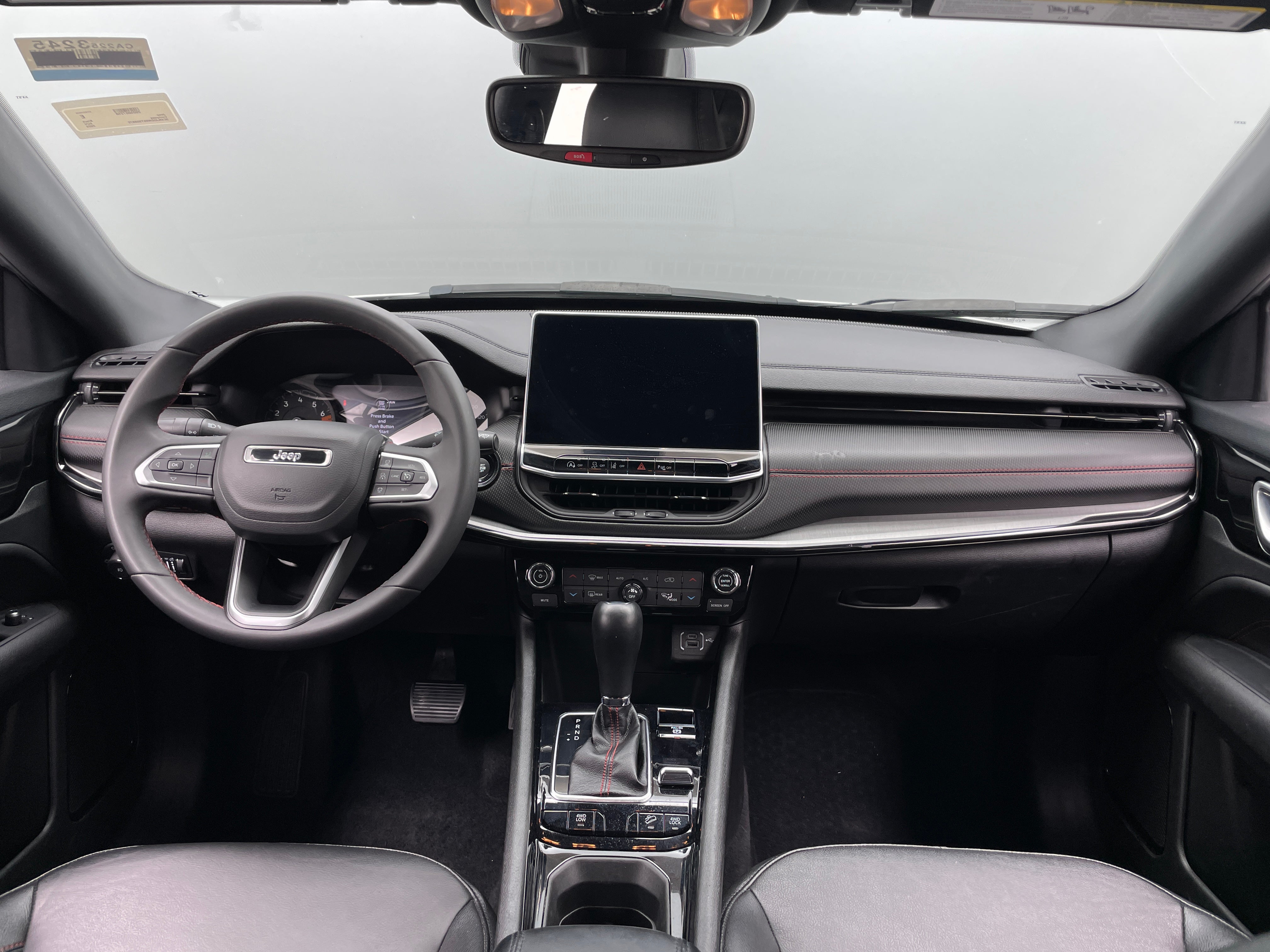 2025 Jeep Compass Trailhawk - Photo 2