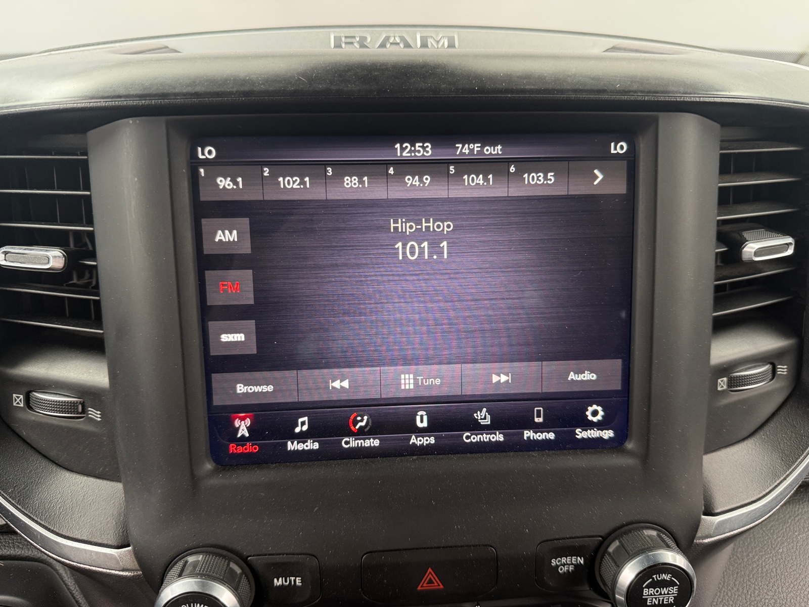 Thumbnail: 2019 RAM 1500 - 4
