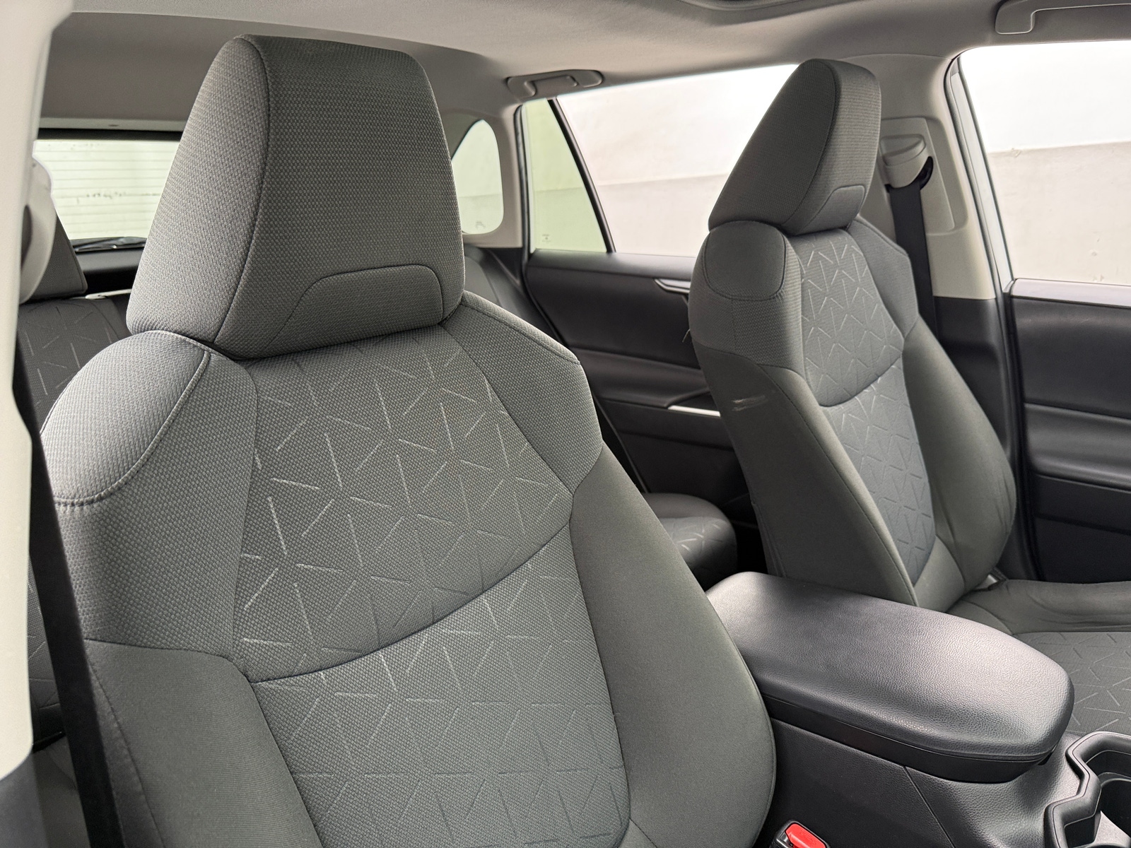 Thumbnail: 2021 Toyota RAV4 - 2