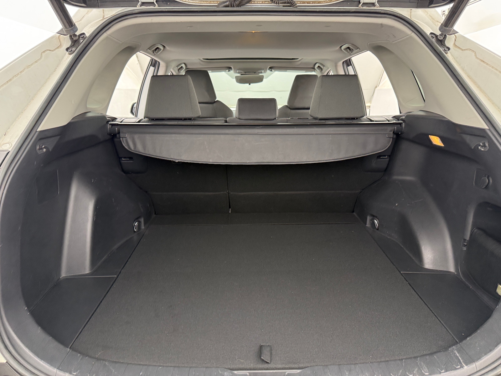 Thumbnail: 2021 Toyota RAV4 - 7