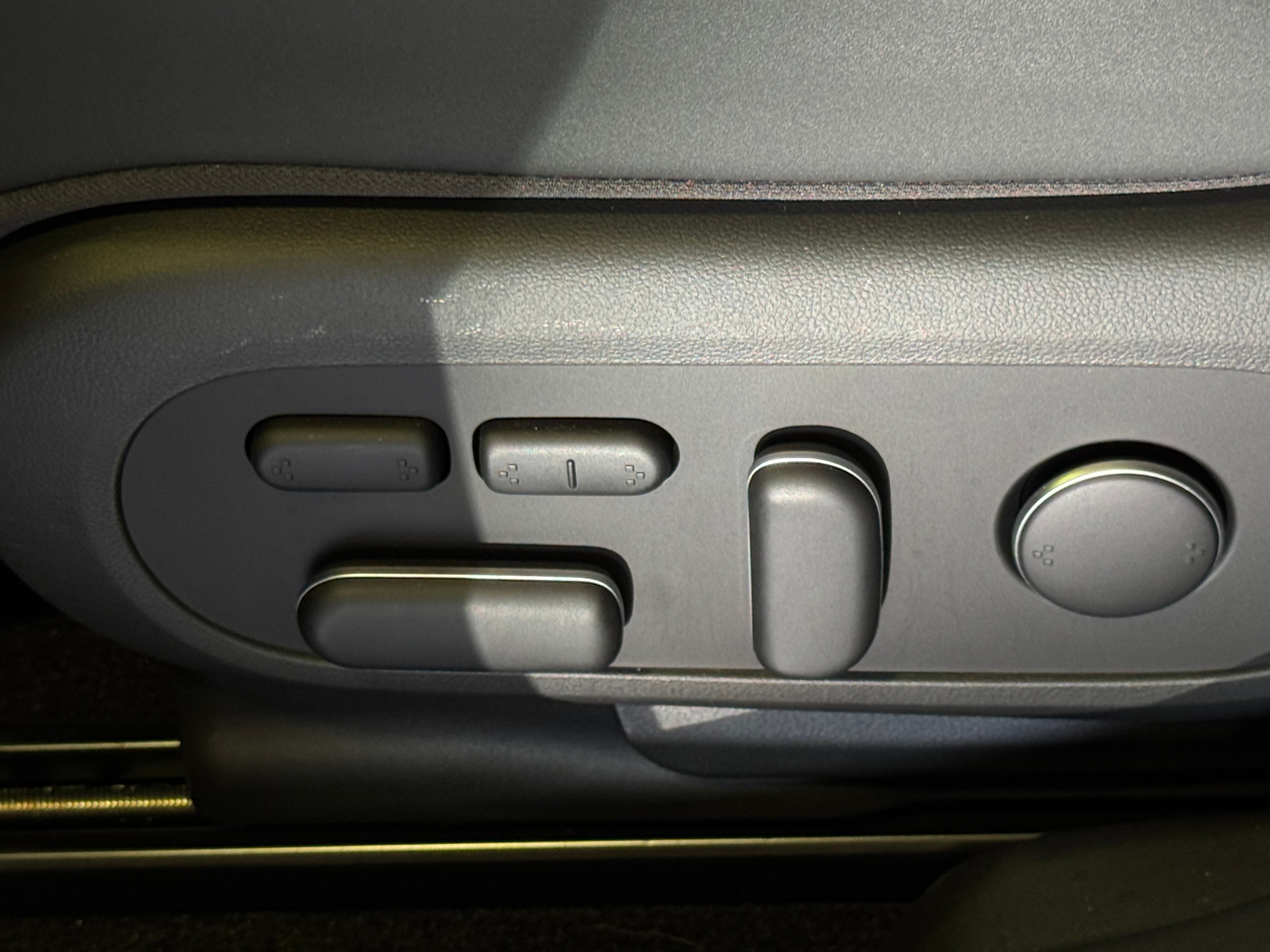Used 2024 Hyundai IONIQ 5 Limited with VIN KM8KRDDF0RU279469 for sale in Auburn, WA