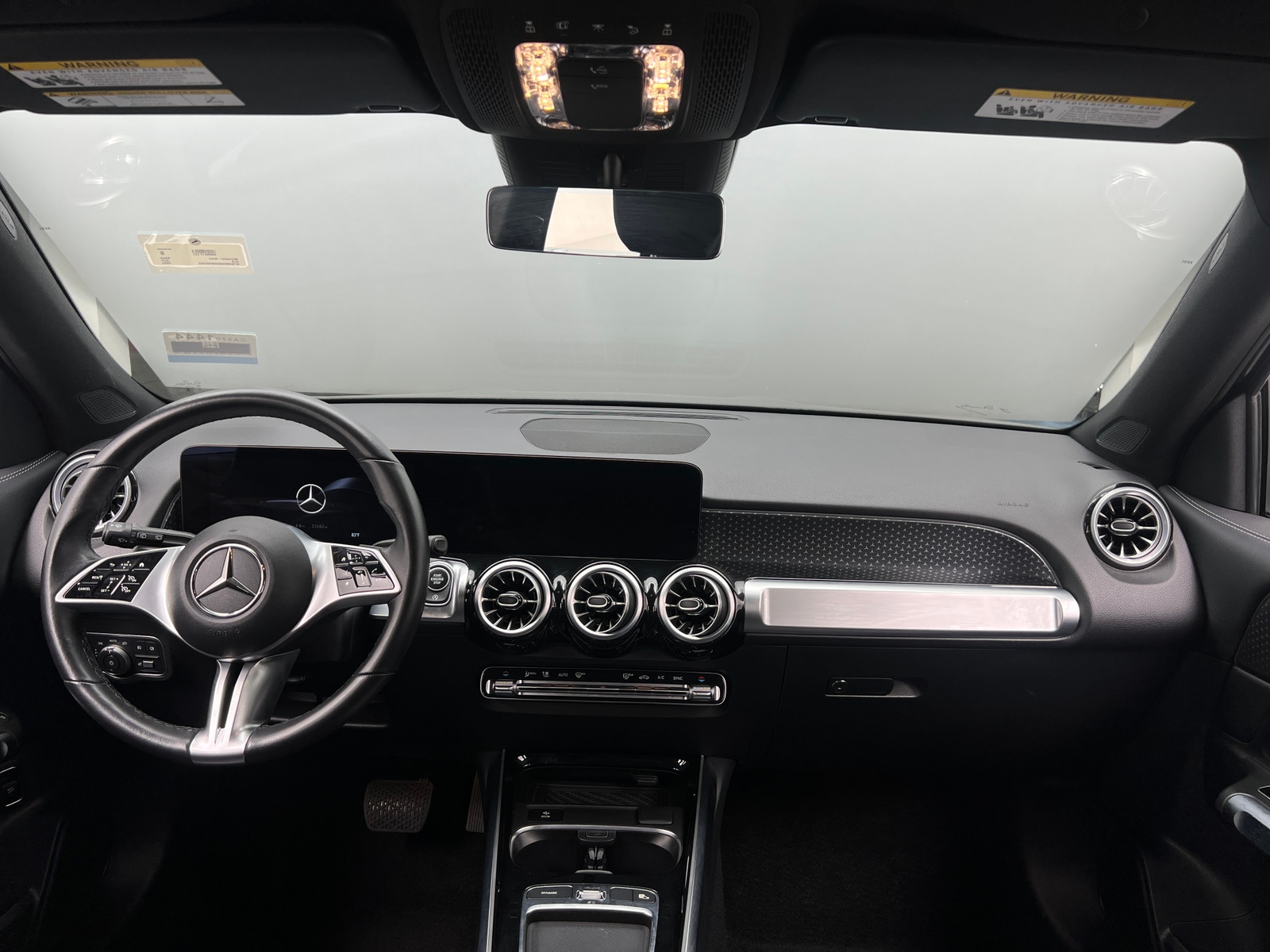 Thumbnail: 2025 Mercedes-Benz GLB - 2