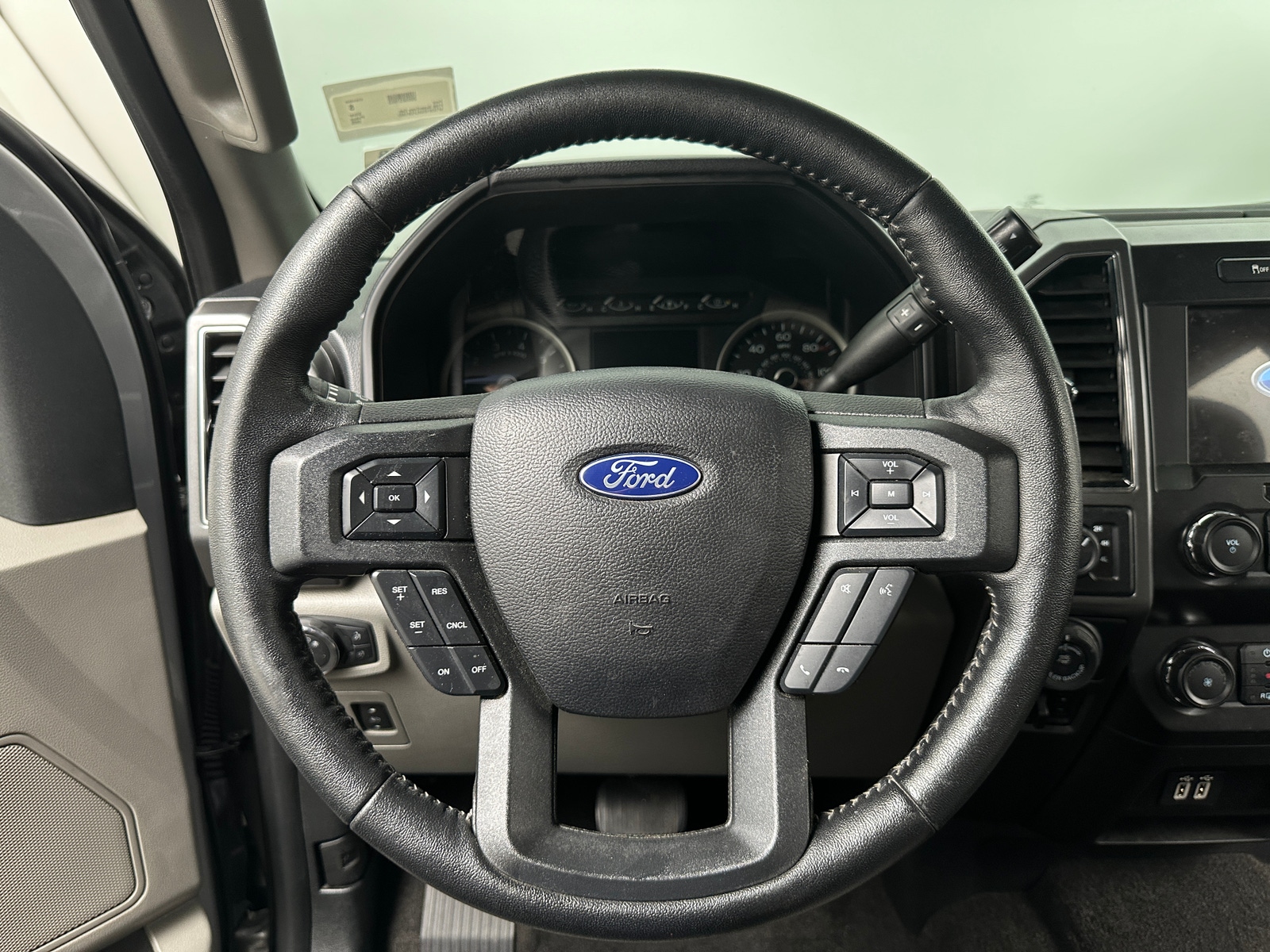 Thumbnail: 2020 Ford Econoline - 5