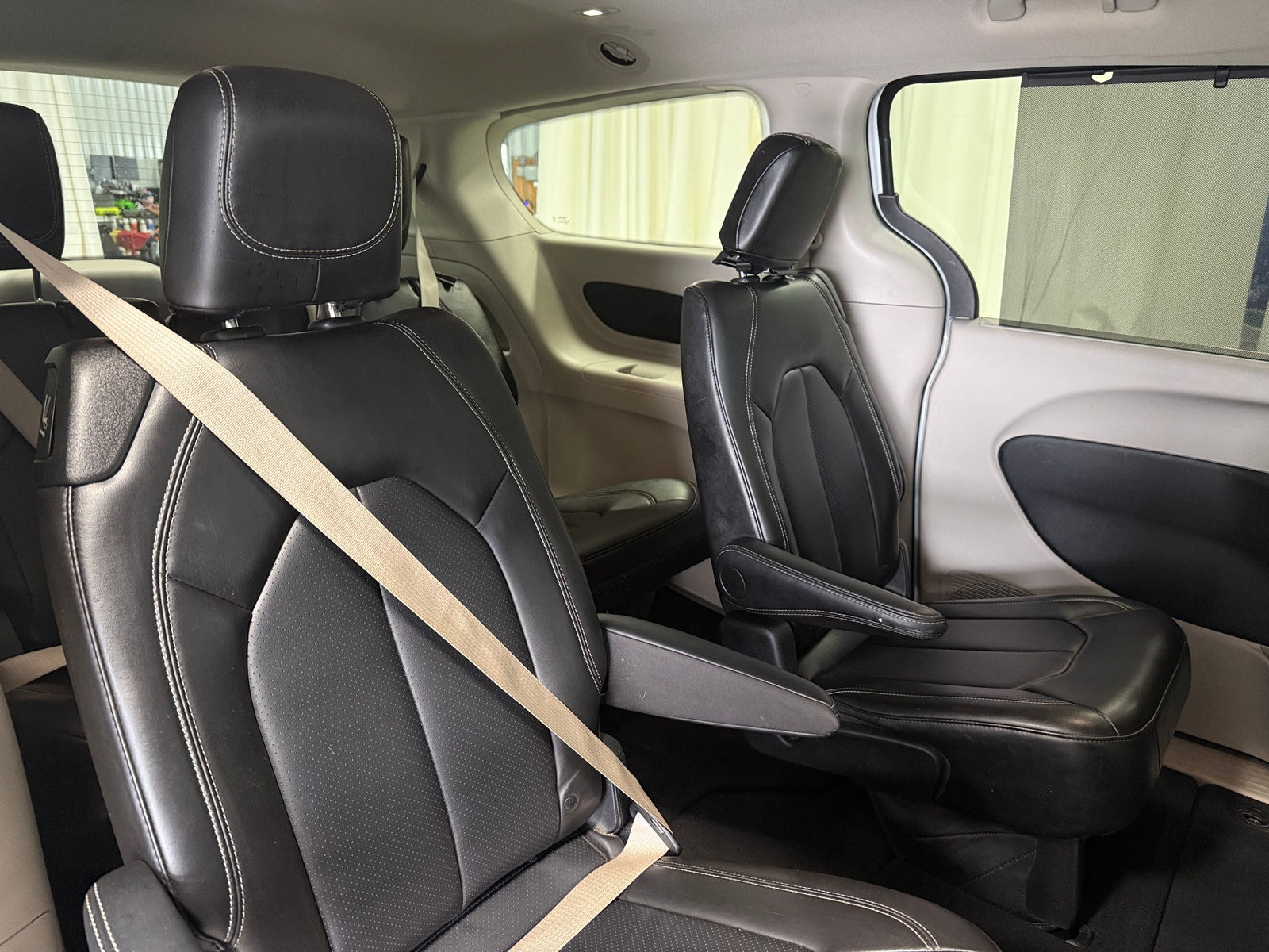 Thumbnail: 2024 Chrysler Pacifica - 5