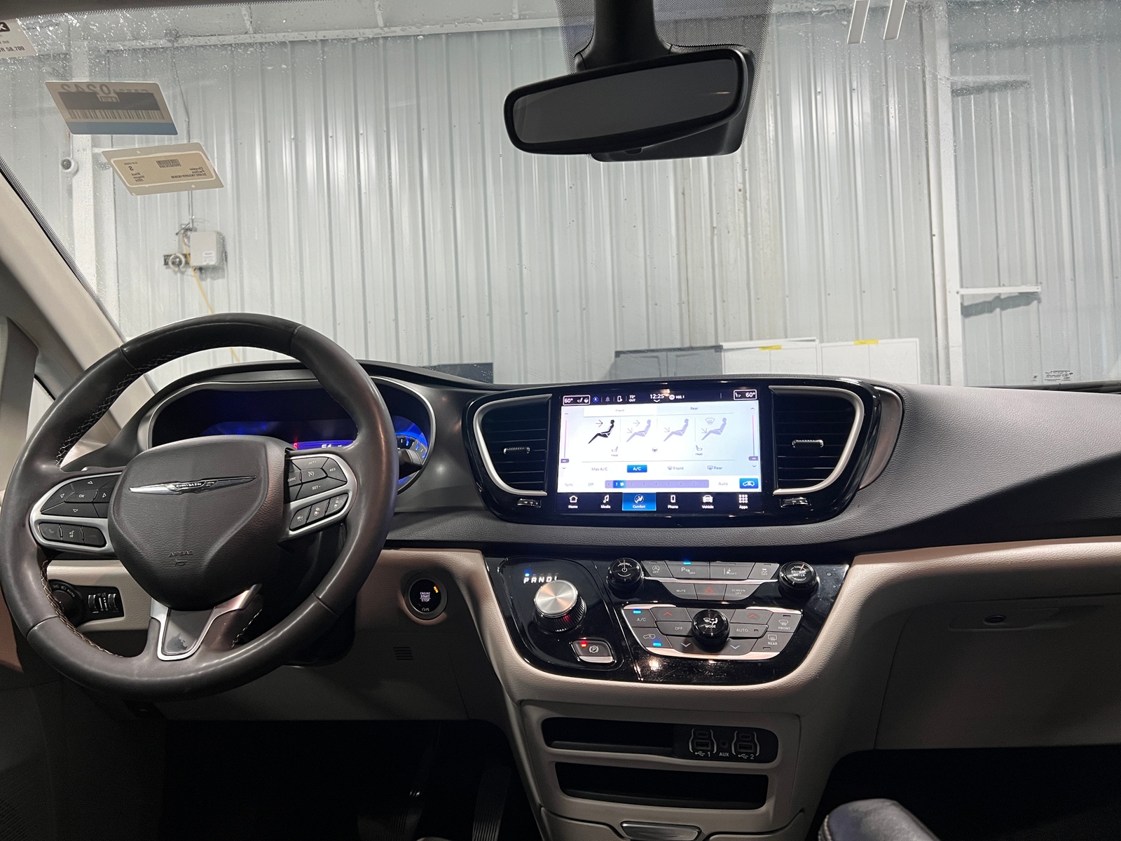 Thumbnail: 2024 Chrysler Pacifica - 2