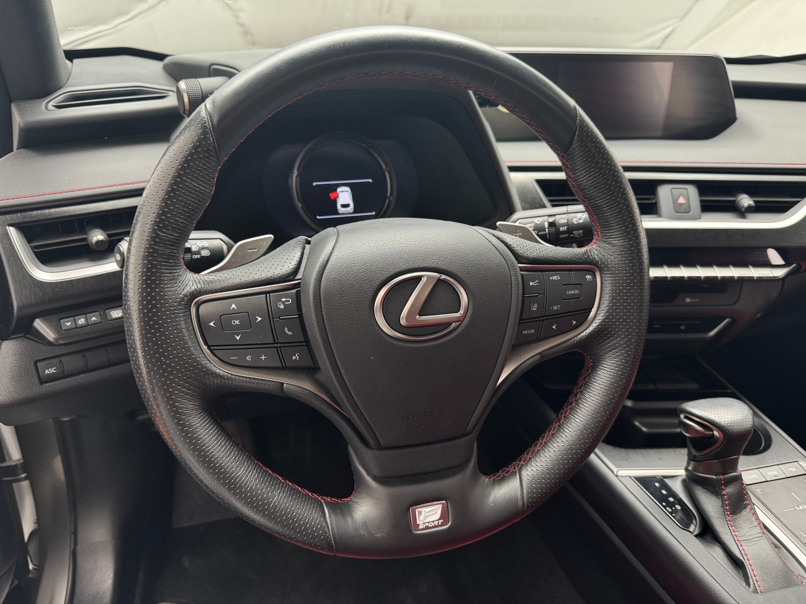 Thumbnail: 2019 Lexus UX - 4