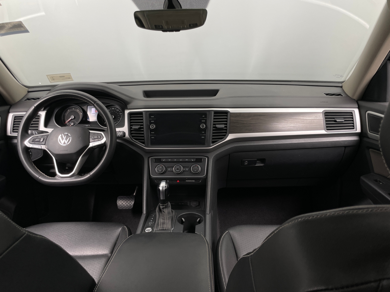 Thumbnail: 2021 Volkswagen Atlas - 2