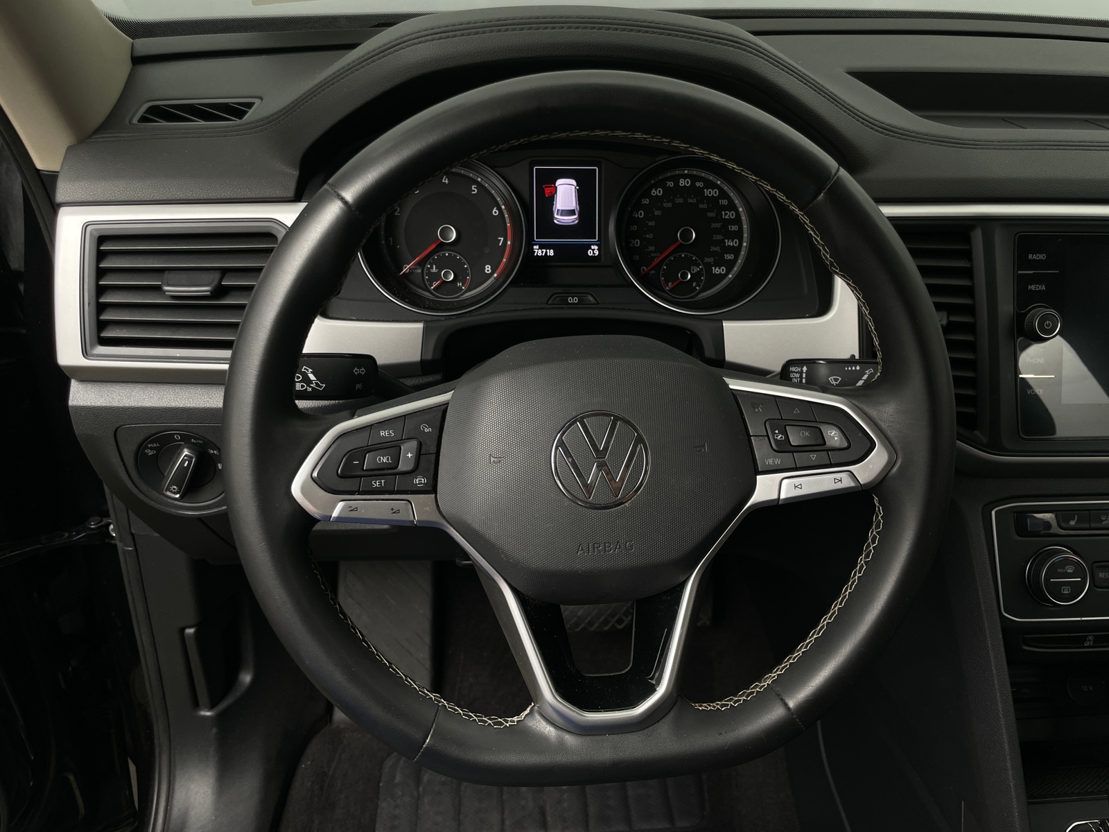 Thumbnail: 2021 Volkswagen Atlas - 4