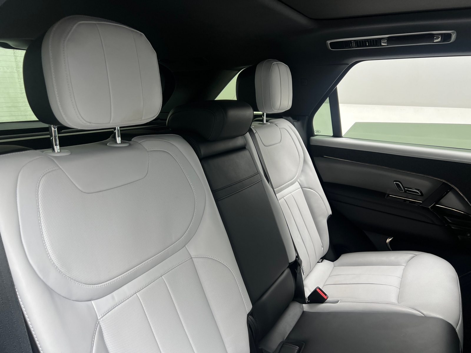 Thumbnail: 2024 Land Rover Range Rover Sport - 5