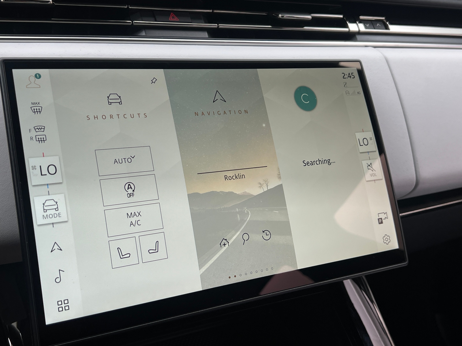 Thumbnail: 2024 Land Rover Range Rover Sport - 3