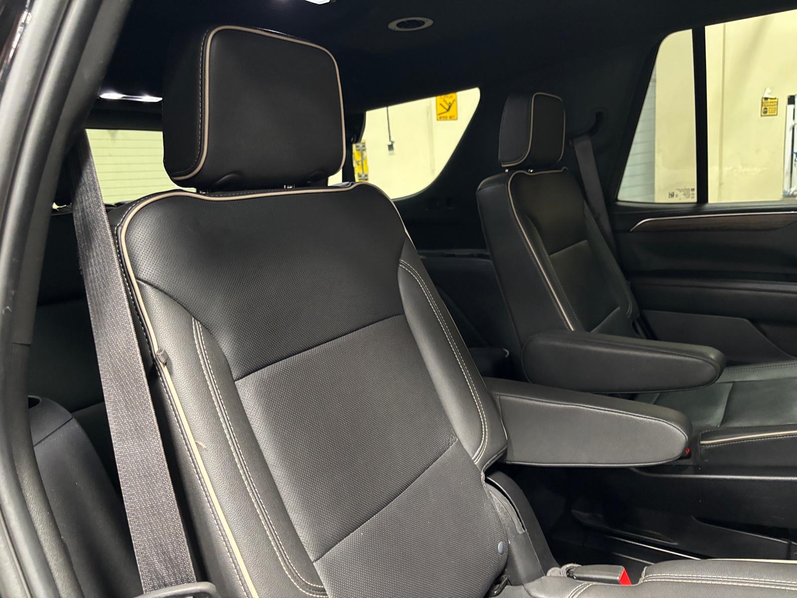Thumbnail: 2024 Chevrolet Tahoe - 5
