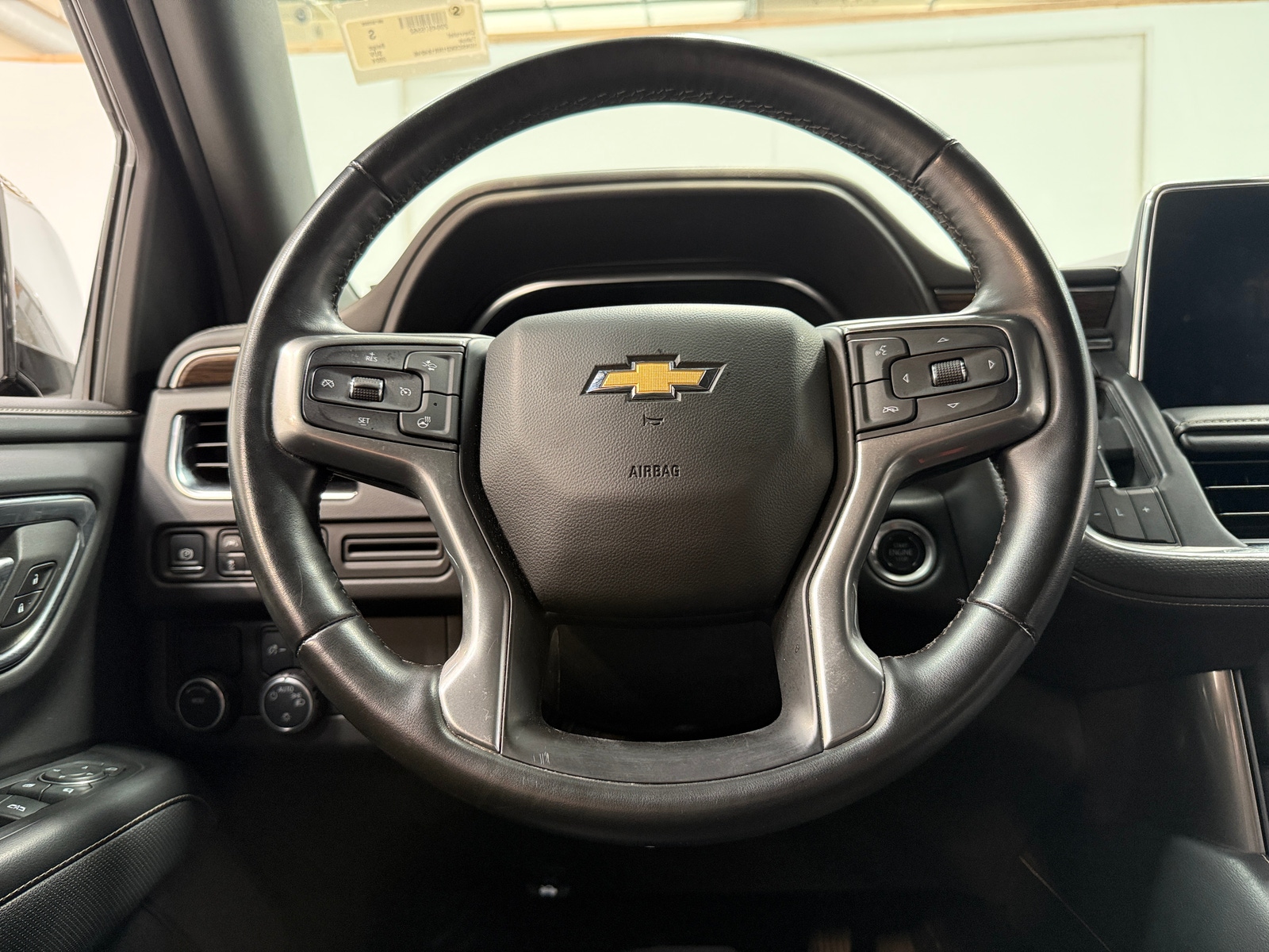 Thumbnail: 2024 Chevrolet Tahoe - 4