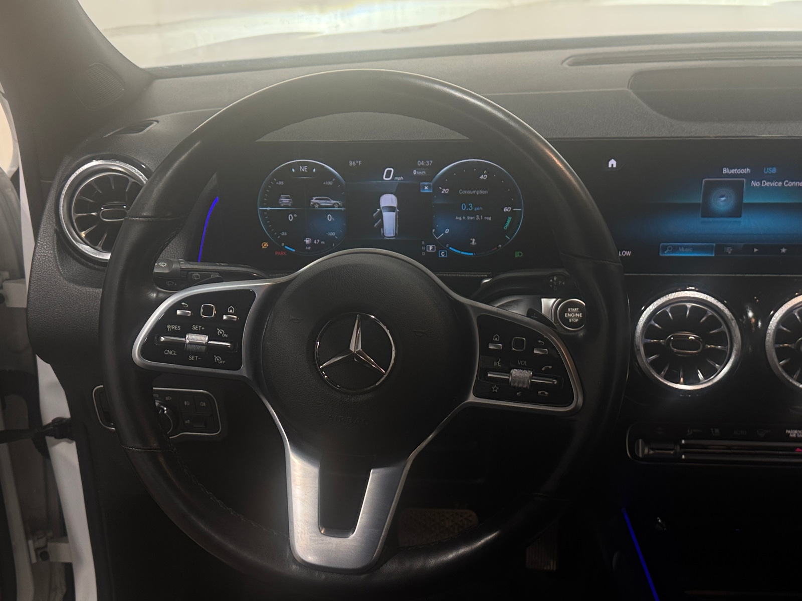 Thumbnail: 2022 Mercedes-Benz GLB - 5