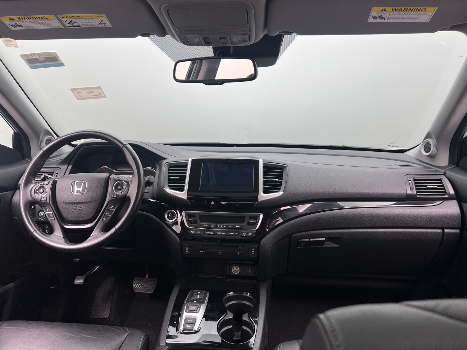 Thumbnail: 2017 Honda Pilot - 2