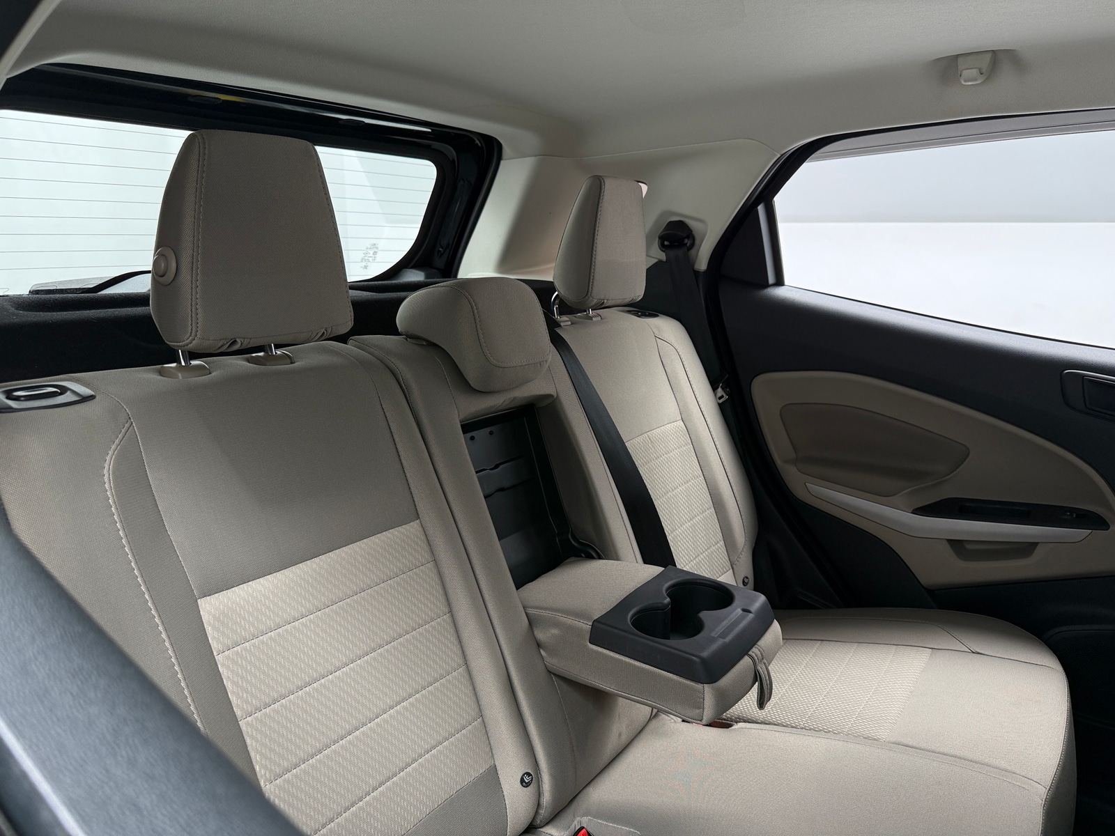 Thumbnail: 2021 Ford EcoSport - 6