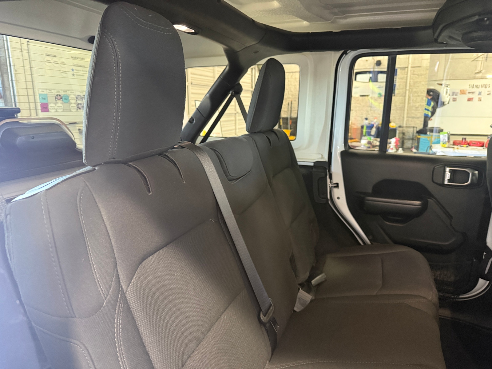 Thumbnail: 2020 Jeep Wrangler - 6