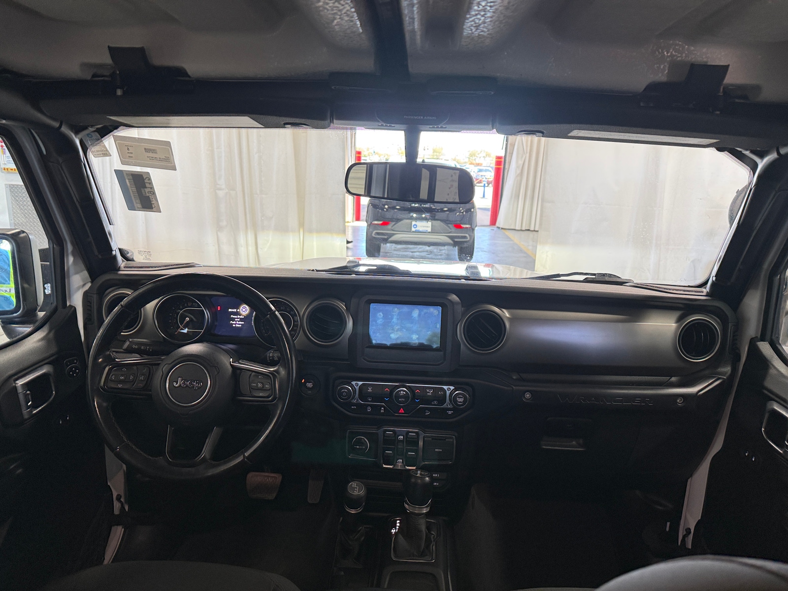 Thumbnail: 2020 Jeep Wrangler - 3