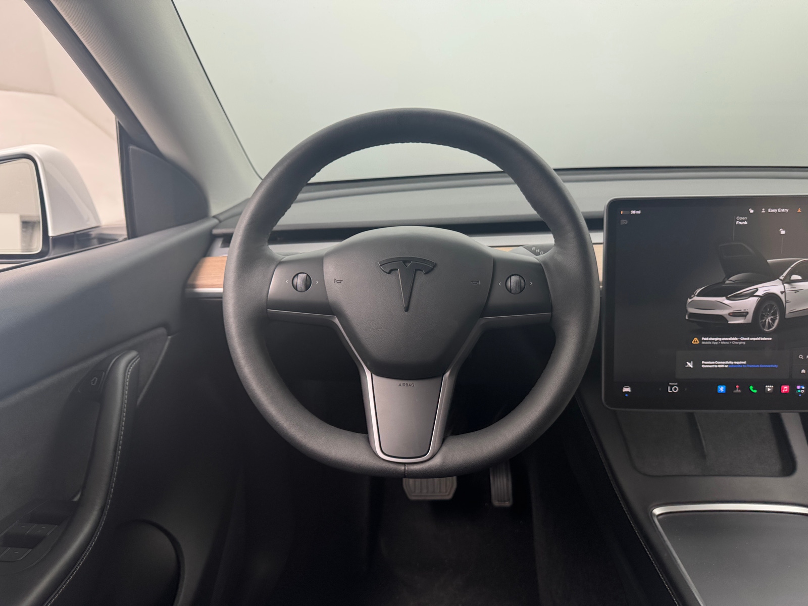 Thumbnail: 2022 Tesla Model Y - 4