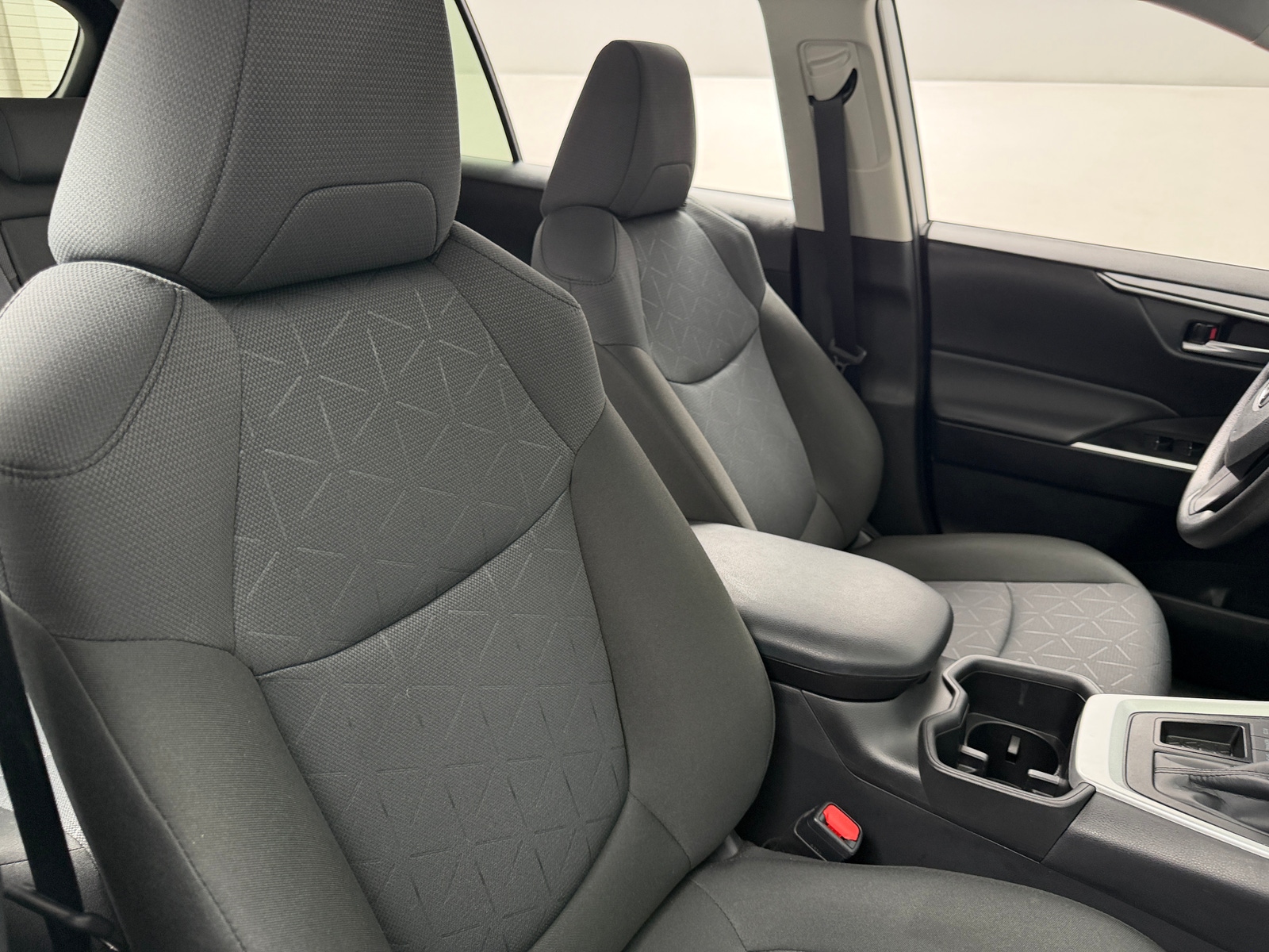 Thumbnail: 2024 Toyota RAV4 - 2
