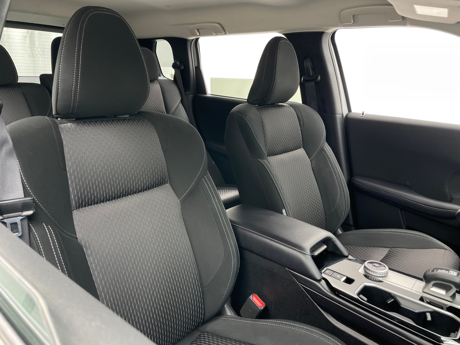 Thumbnail: 2025 Mitsubishi Outlander - 2