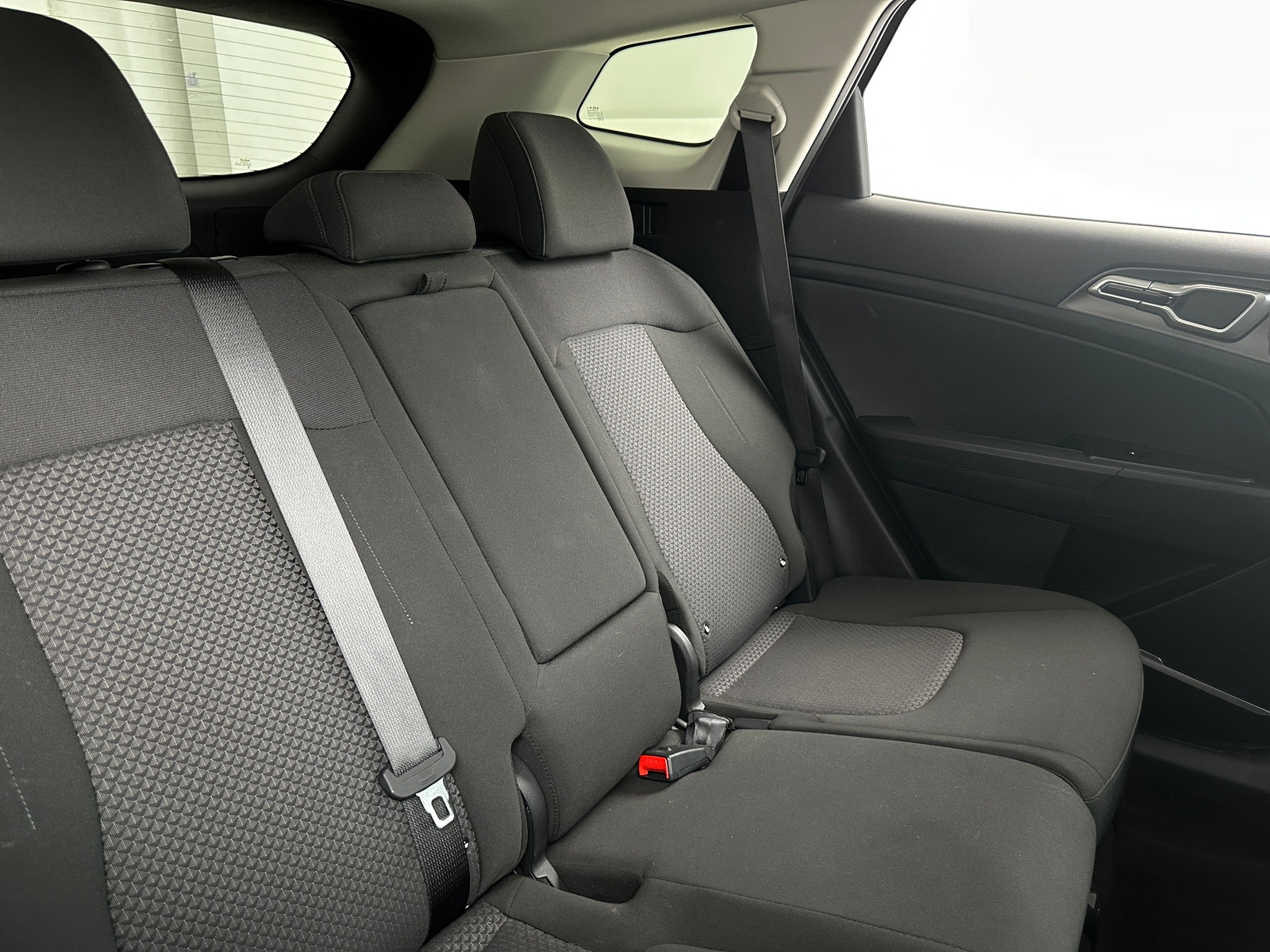 Thumbnail: 2026 Kia Sportage - 6