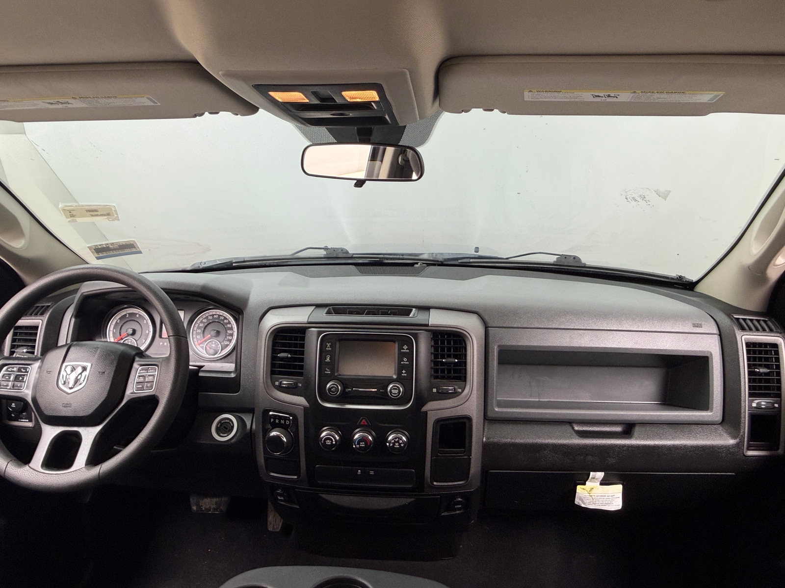 Thumbnail: 2019 RAM 1500 Classic - 3